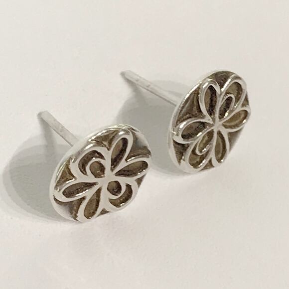 Barse 925 Sterling Silver Dainty Abstract 60s Swirl Flower Stud Post Earrings - Picture 4 of 8